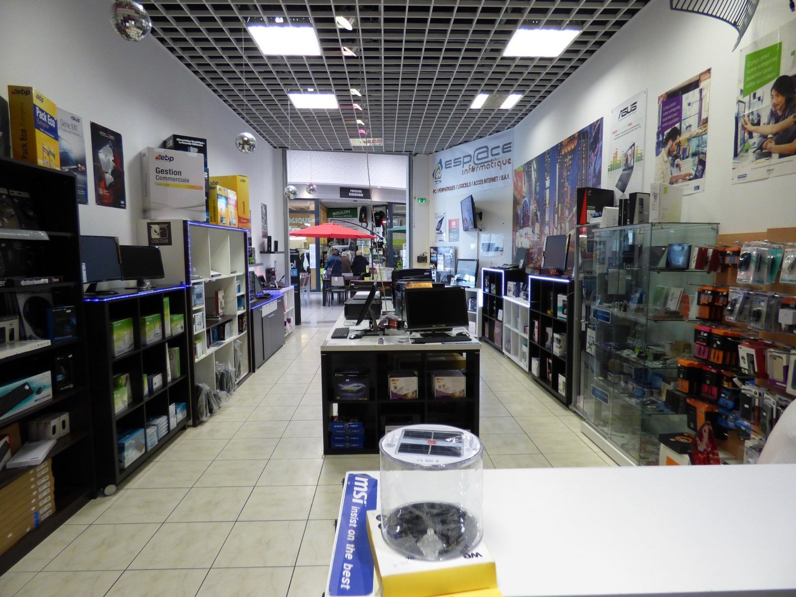 La boutique Espace Informatique à Aubenas